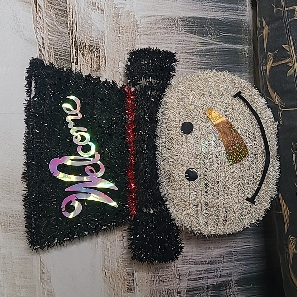 Sparkly Welcome Hanging Holiday Snowman Decoration tinsel decoration